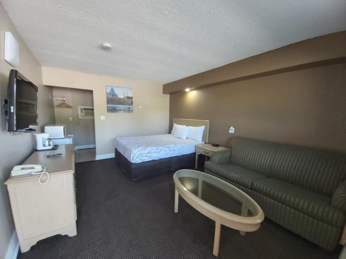 Arnprior Motor Inn Εξωτερικό φωτογραφία