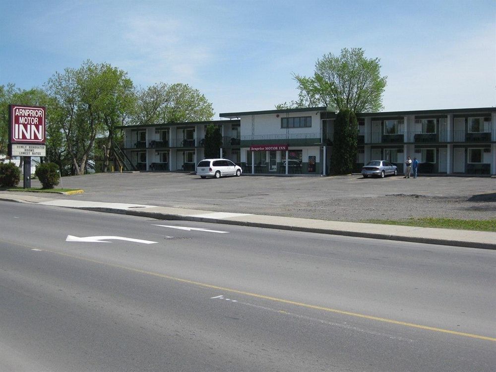 Arnprior Motor Inn Εξωτερικό φωτογραφία