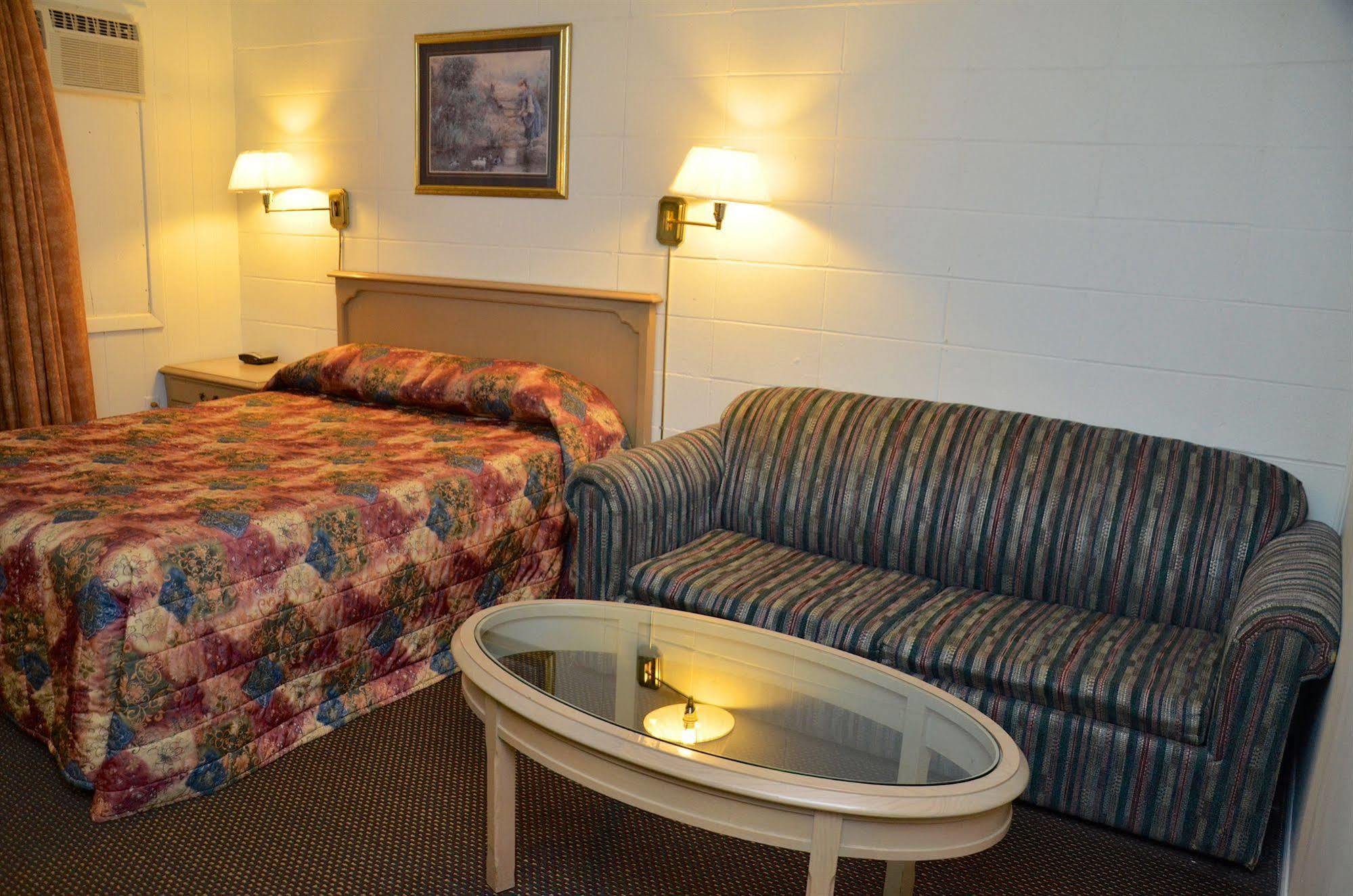 Arnprior Motor Inn Εξωτερικό φωτογραφία